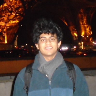 Portrait of Dhruv Raghavan